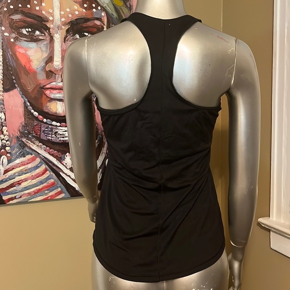 Old Navy Active medium fitted black simple halter tank top fitness yoga medium - Picture 4 of 7